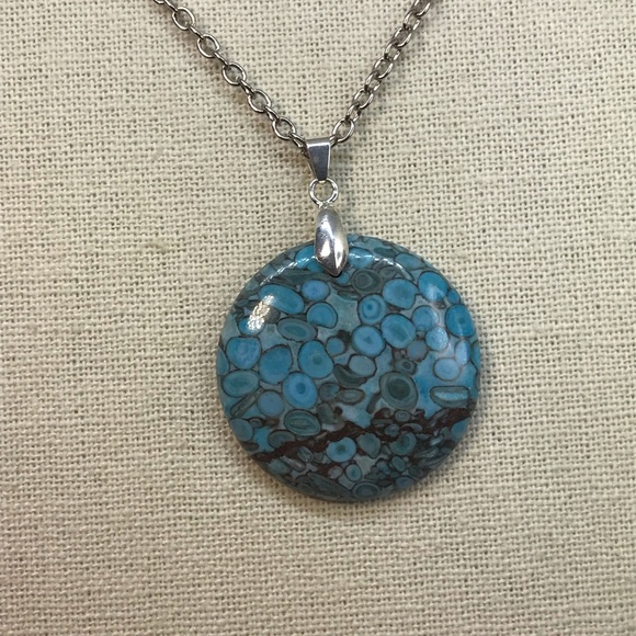 Brand New Gorgeous Round 1-1/2” Gemstone - Picture 4 of 8